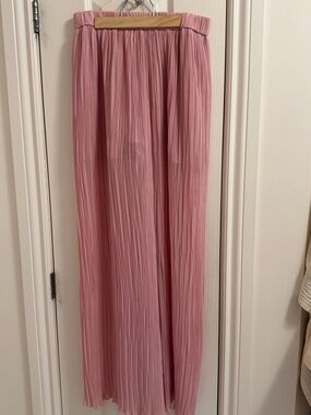 NWOT Zara Pleated Pants in Dusty Rose